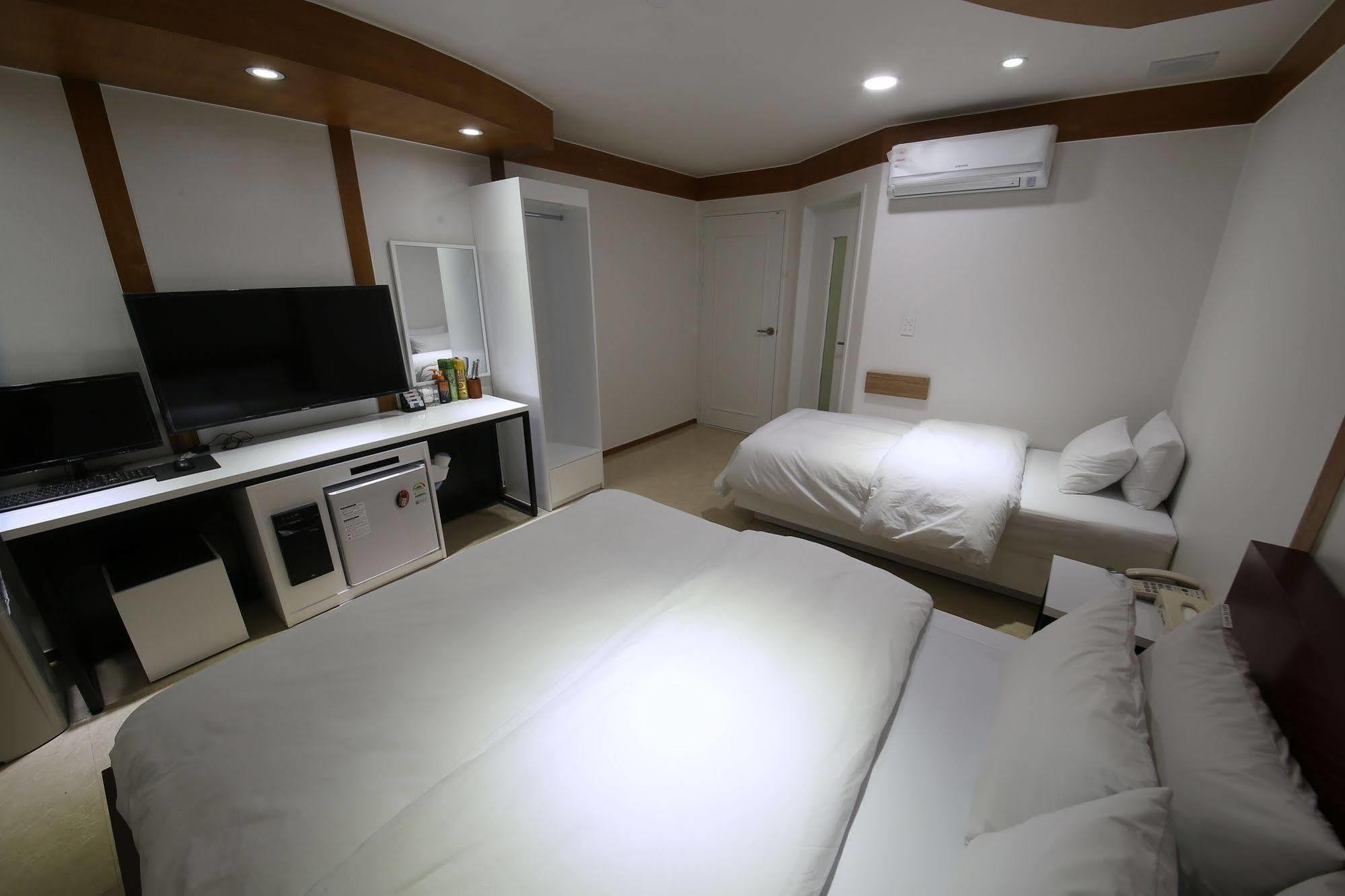 Abata Business Hotel 高阳市 外观 照片